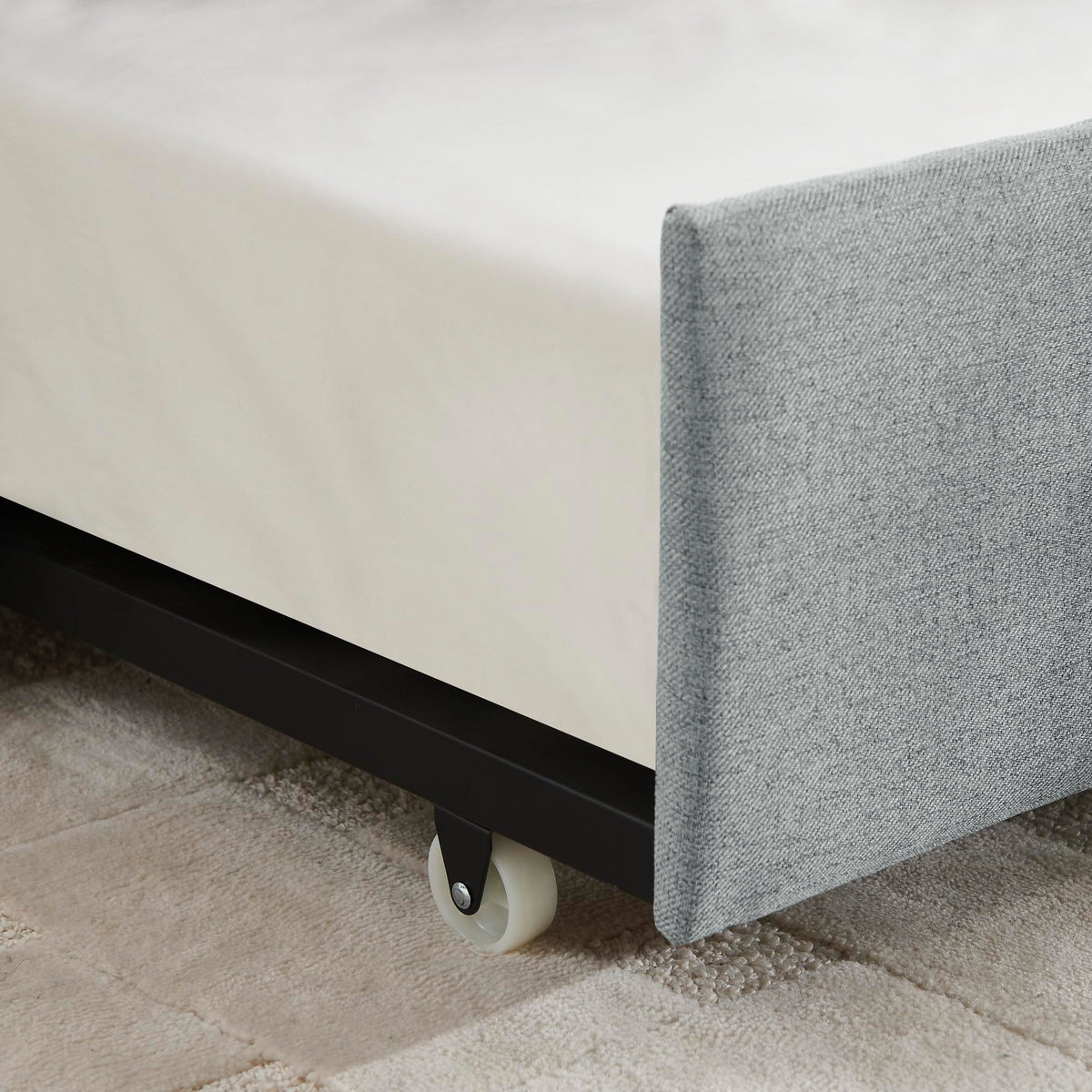 Grey Linen Upholstered Twin Size Daybed with Pop up Trundle E40156