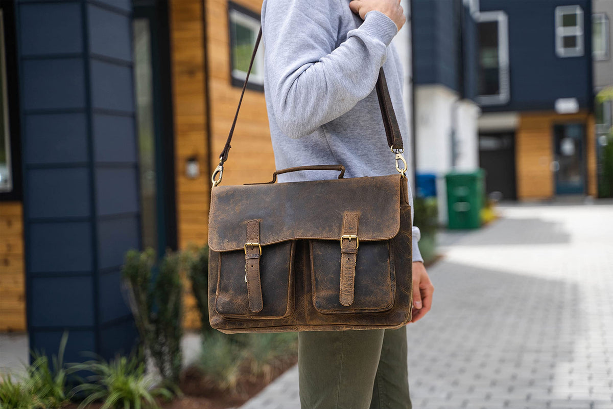 18 Inch Leather Messenger Bag V9884